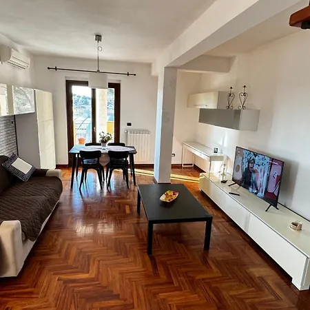Eva Apartment Marino